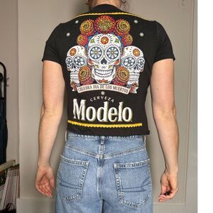 Modelo Black Crop Top Size Small